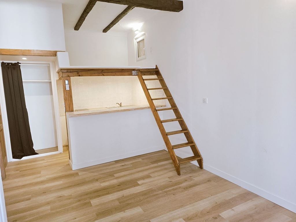Appartement CANNES (06400) FLASHIMMO