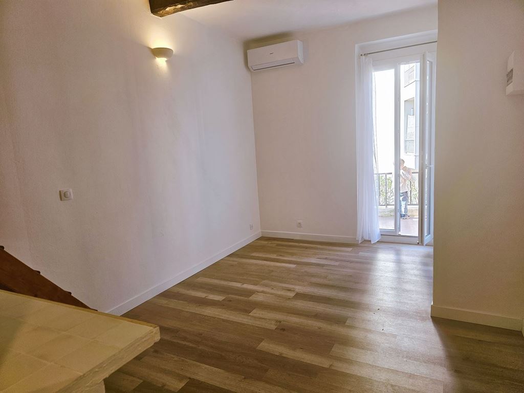 Appartement CANNES (06400) FLASHIMMO