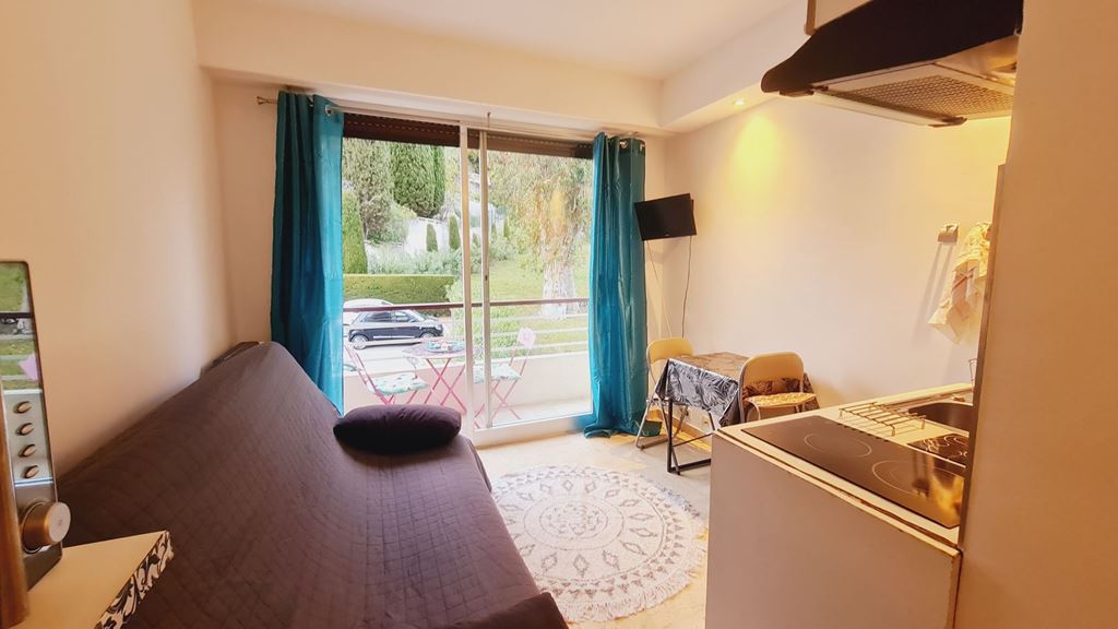 Appartement CANNES (06400) FLASHIMMO