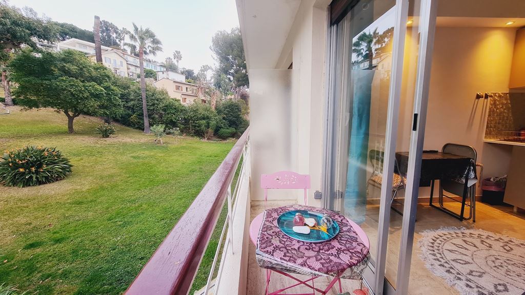 Appartement CANNES (06400) FLASHIMMO