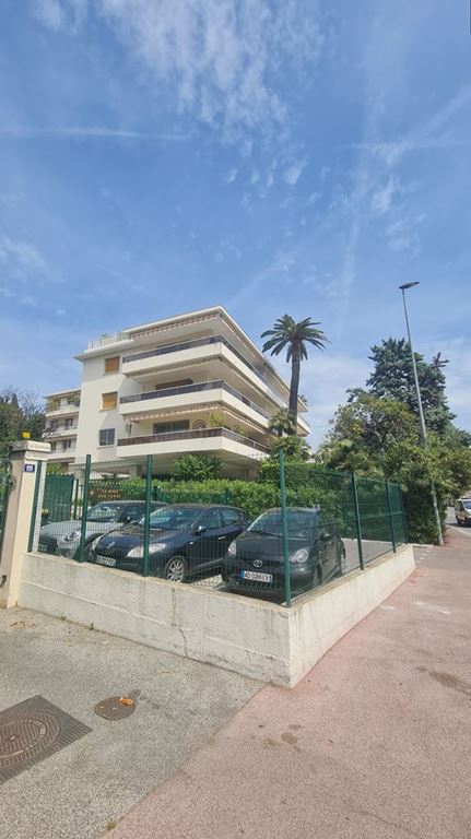 Appartement CANNES (06400) FLASHIMMO