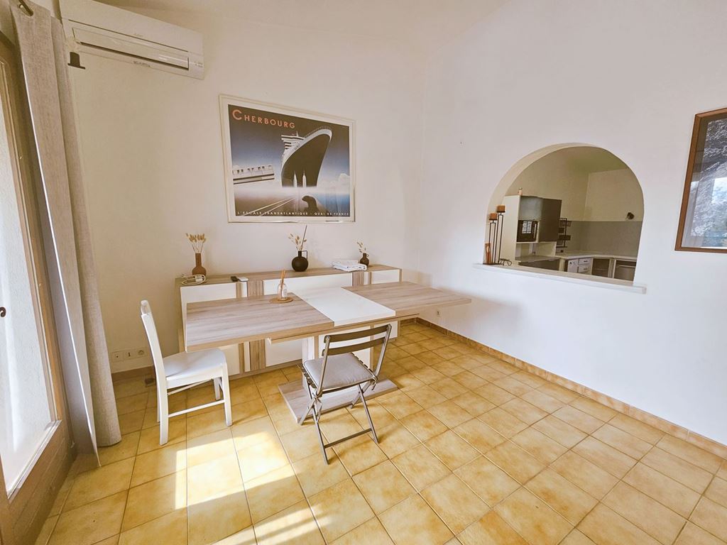 Appartement LA ROQUETTE SUR SIAGNE (06550) FLASHIMMO