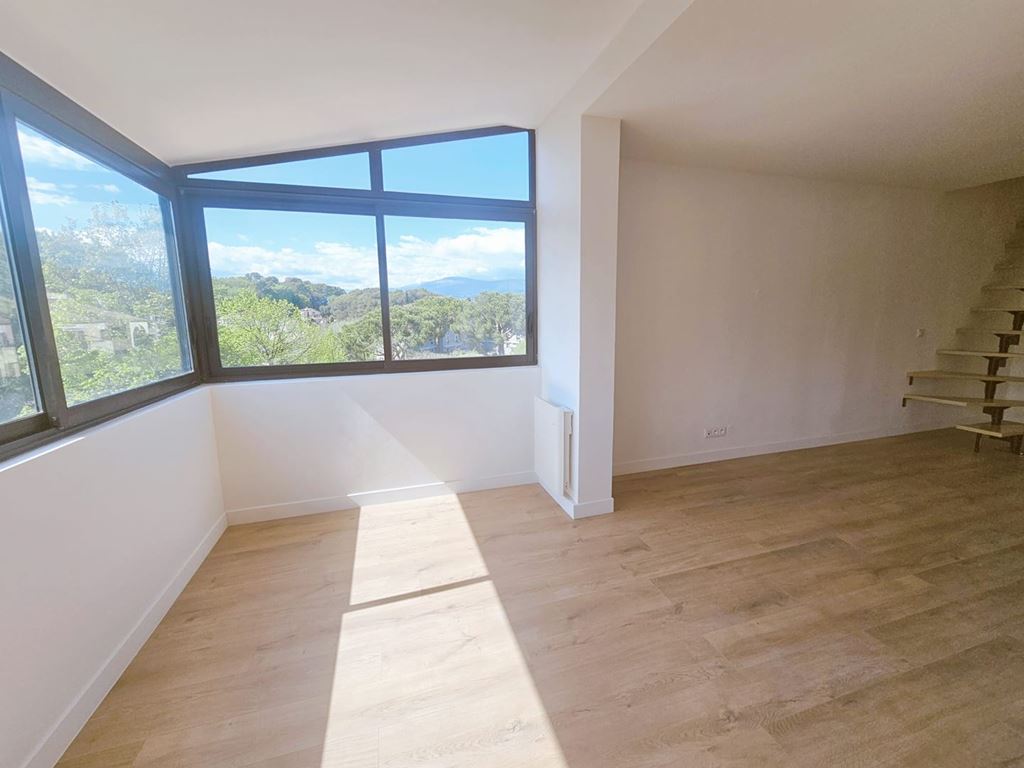 Appartement MOUGINS (06250) FLASHIMMO