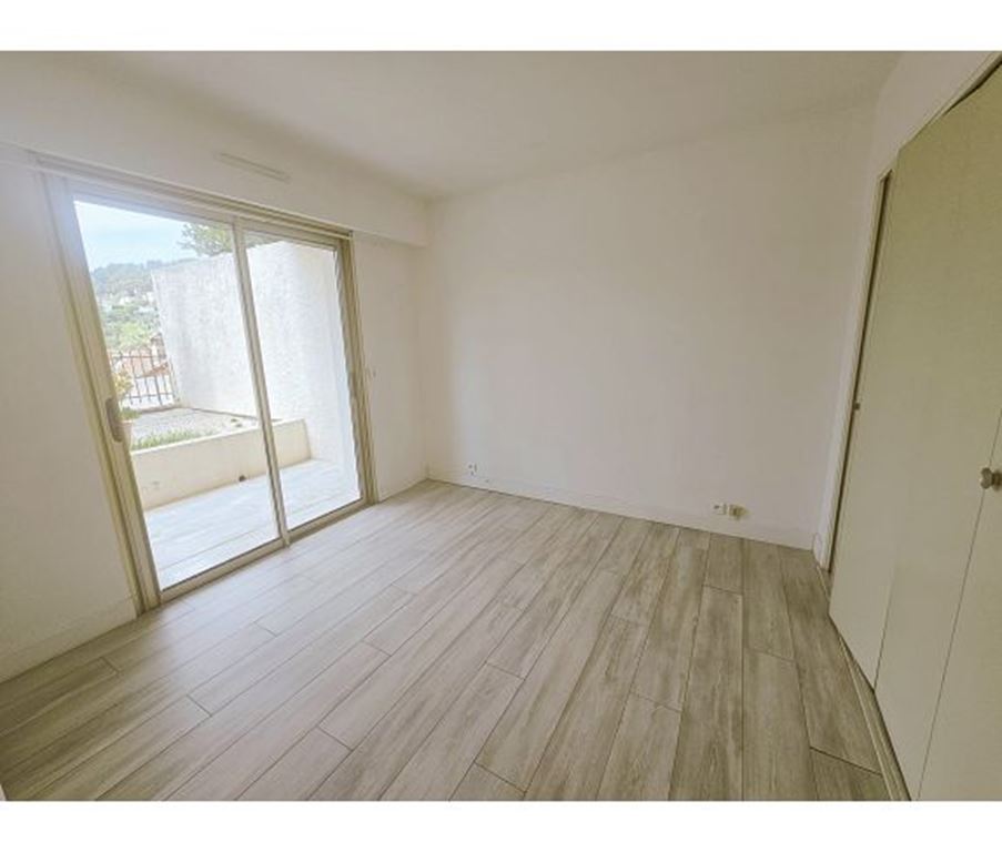 Appartement MOUGINS (06250) FLASHIMMO