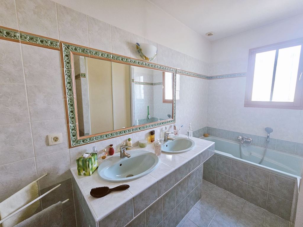 Maison MOUGINS (06250) FLASHIMMO